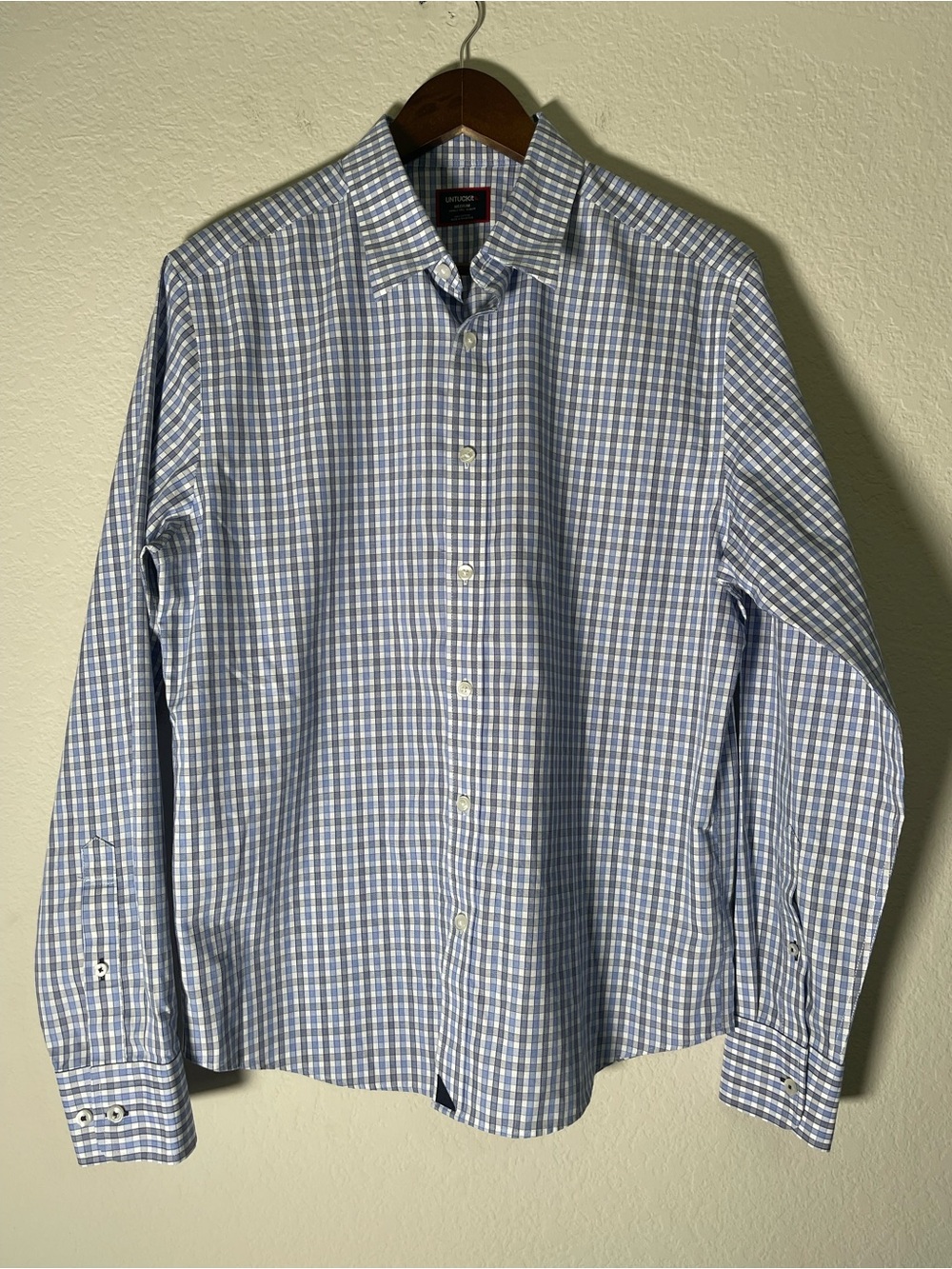 UnTuckit Men’s Wrinkle Free Slim Fit Long Sleeve Button Down Shirt Size Medium